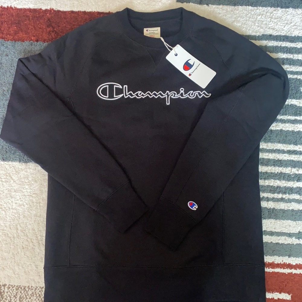 SOLD❌ NWT Champion Pullover